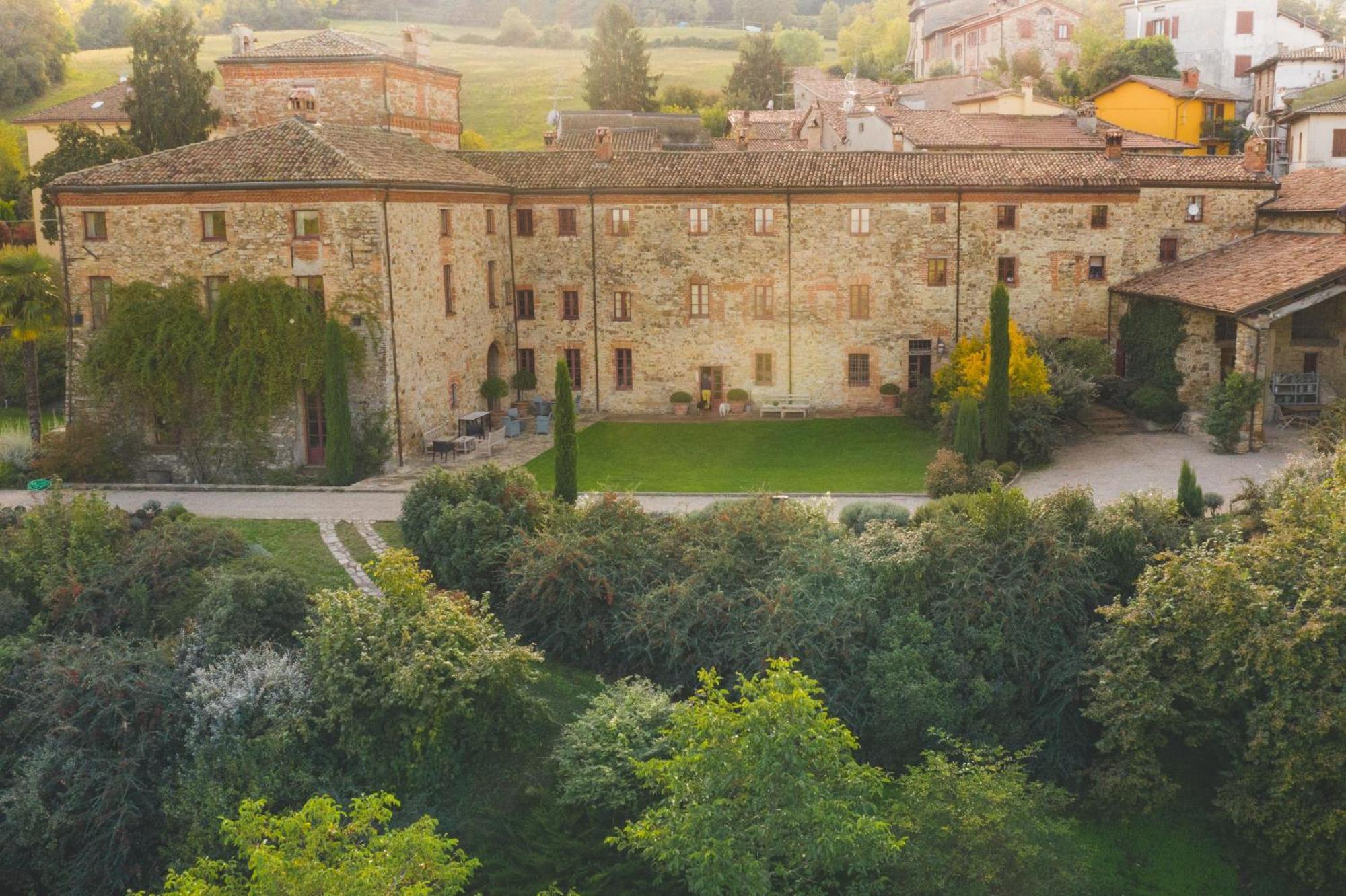 Il Castello Di Tassara Bed and Breakfast Buitenkant foto